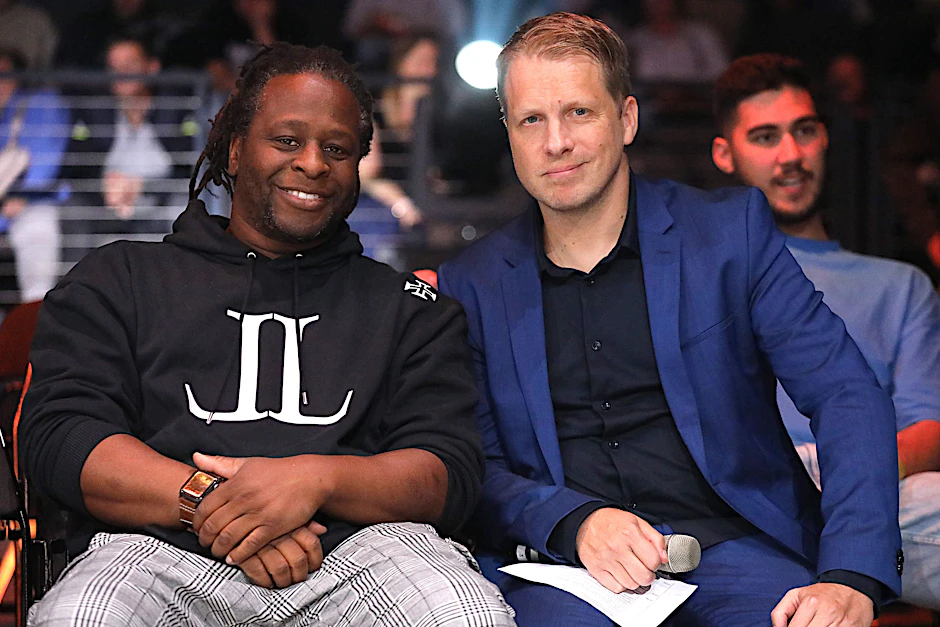 Mola Adebisi und Oliver Pocher sind enge Freunde.