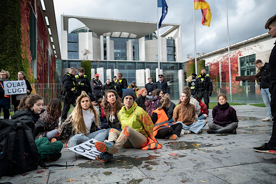 Die Letzte Generation protestierte im Herbst vor dem Kanzleramt, nun will die Bewegung selbst in die Politik.
