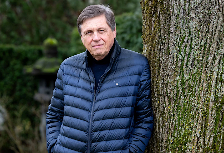 ARCHIV - «Ja. Da draußen gibt es welche, aber wir werden sie nie treffen. Selbst kommunizieren werden nie mit ihnen. Aber es muss sie geben», sagt der Physiker und frühere Astronaut Ulrich Walter.  