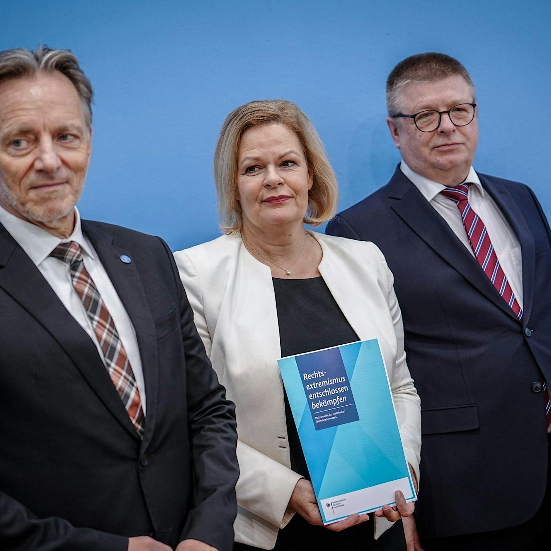 Rechtsextremismus: Nancy Faeser will „Früherkennungseinheit“