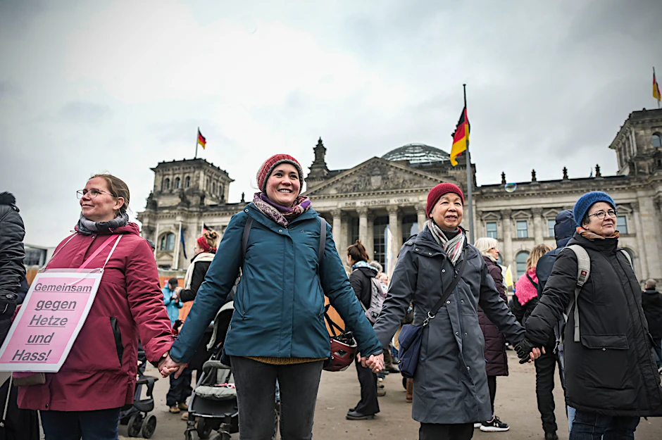 Immer wieder Konflikte bei Demos gegen rechts: Spaltet der Gaza-Krieg die Bewegung?