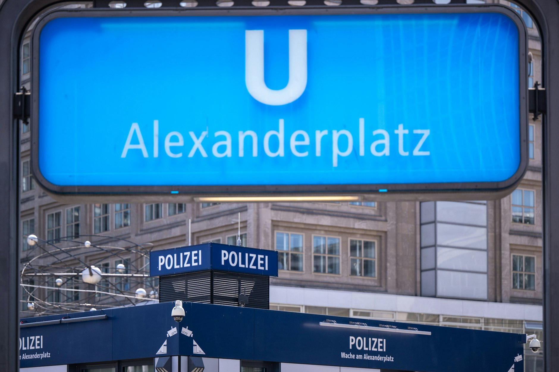 Blick auf die Polizeiwache auf dem Alexanderplatz. Hier hatten die vier Polizisten Dienst.