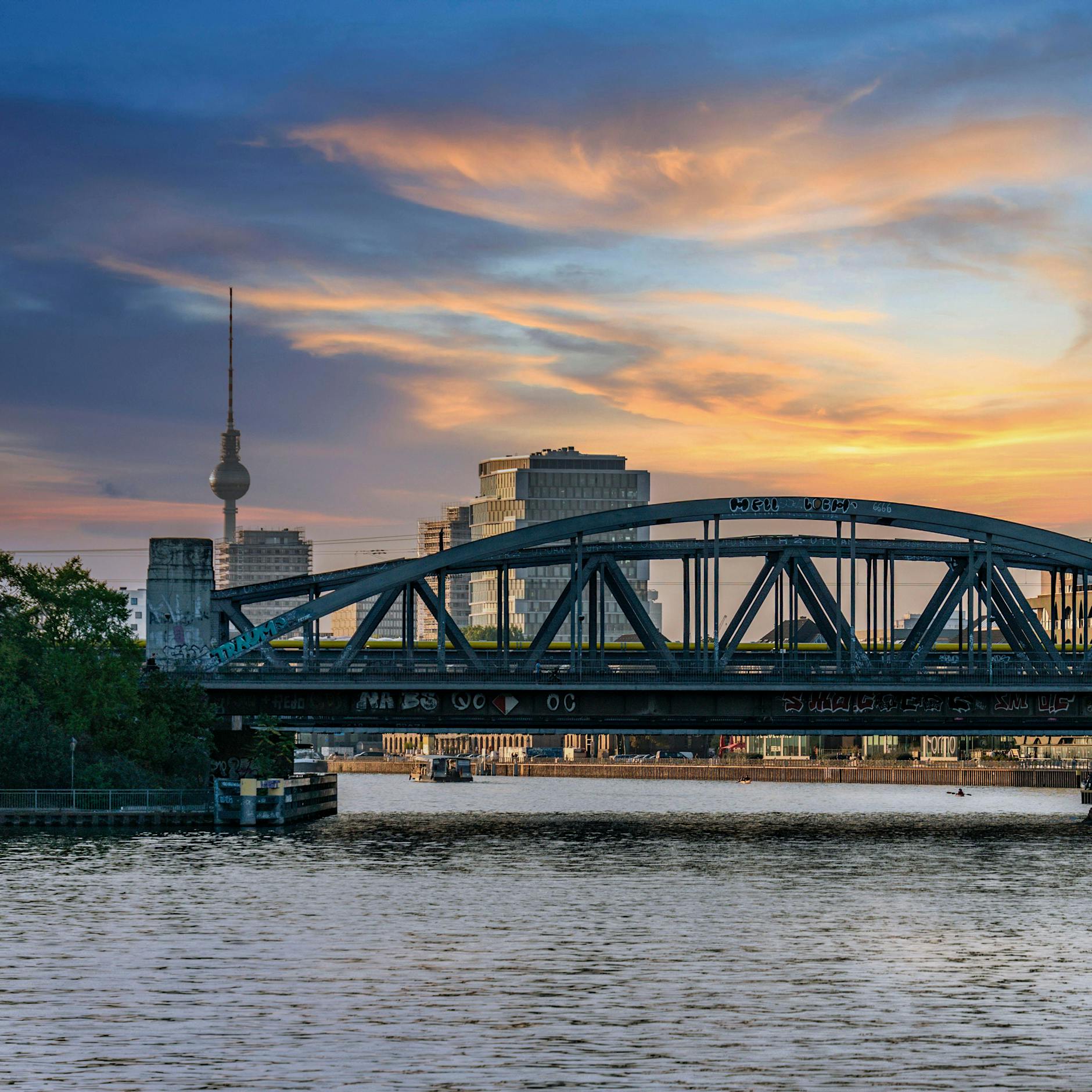 Vorsicht, Autofahrer: Elsenbrücke länger dicht! Der Verkehr in Berlin am Mittwoch