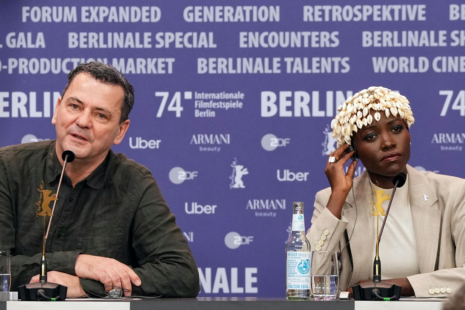 Schon bei der ersten Pressekonferenz herrschte dicke Luft.