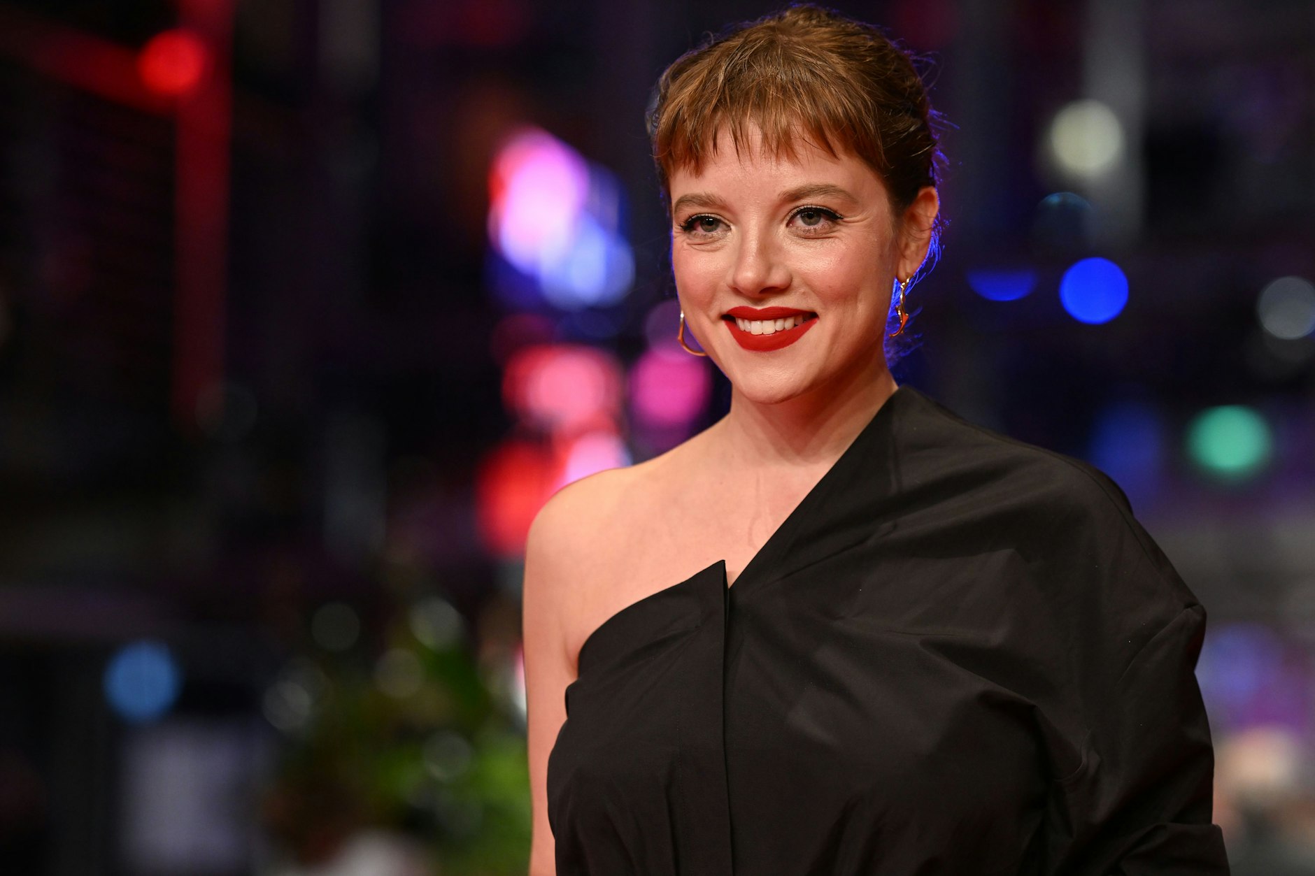 Begehrt bei den Fotografen am Potsdamer Platz: Schauspielerin Jella Haase