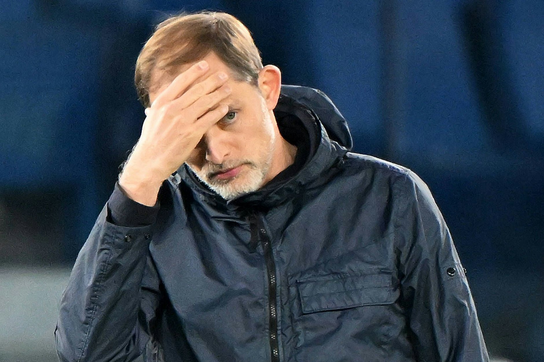 Bayern-Trainer Thomas Tuchel mag kaum noch hinschauen, was sich unter seiner Leitung auf dem Rasen abspielt.