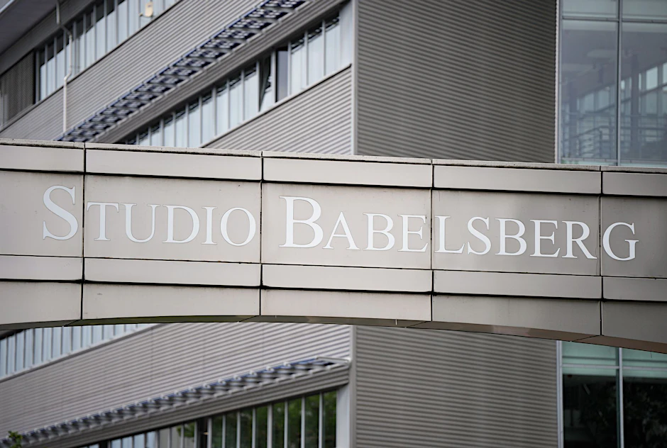 ARCHIV - Das Studio Babelsberg verzeichnet wieder eine bessere Auslastung.  