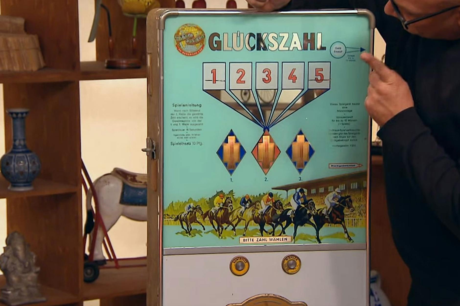 Alter Spielautomat verwandelt „Bares für Rares“-Händlerraum in ein Zocker-Paradies