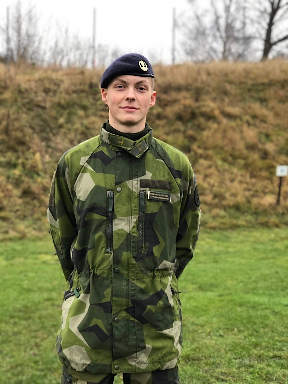 Rickard Olofsson (23) aus dem schwedischen Ort Vårgårda, teilt seine Erfahrungen und Erlebnisse mit der schwedischen Wehrpflicht.