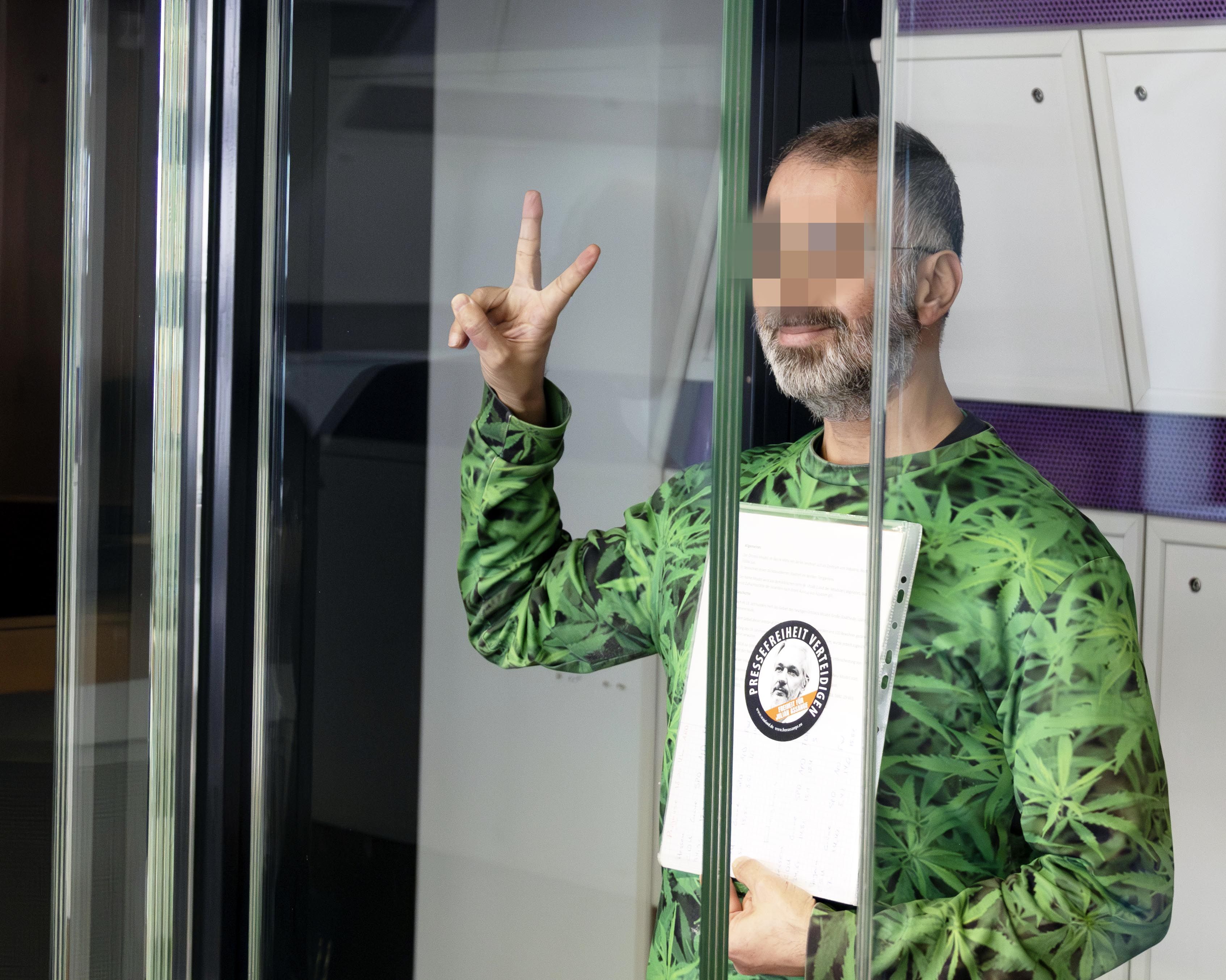 Richterin schickt diesen Hetzer in den Knast