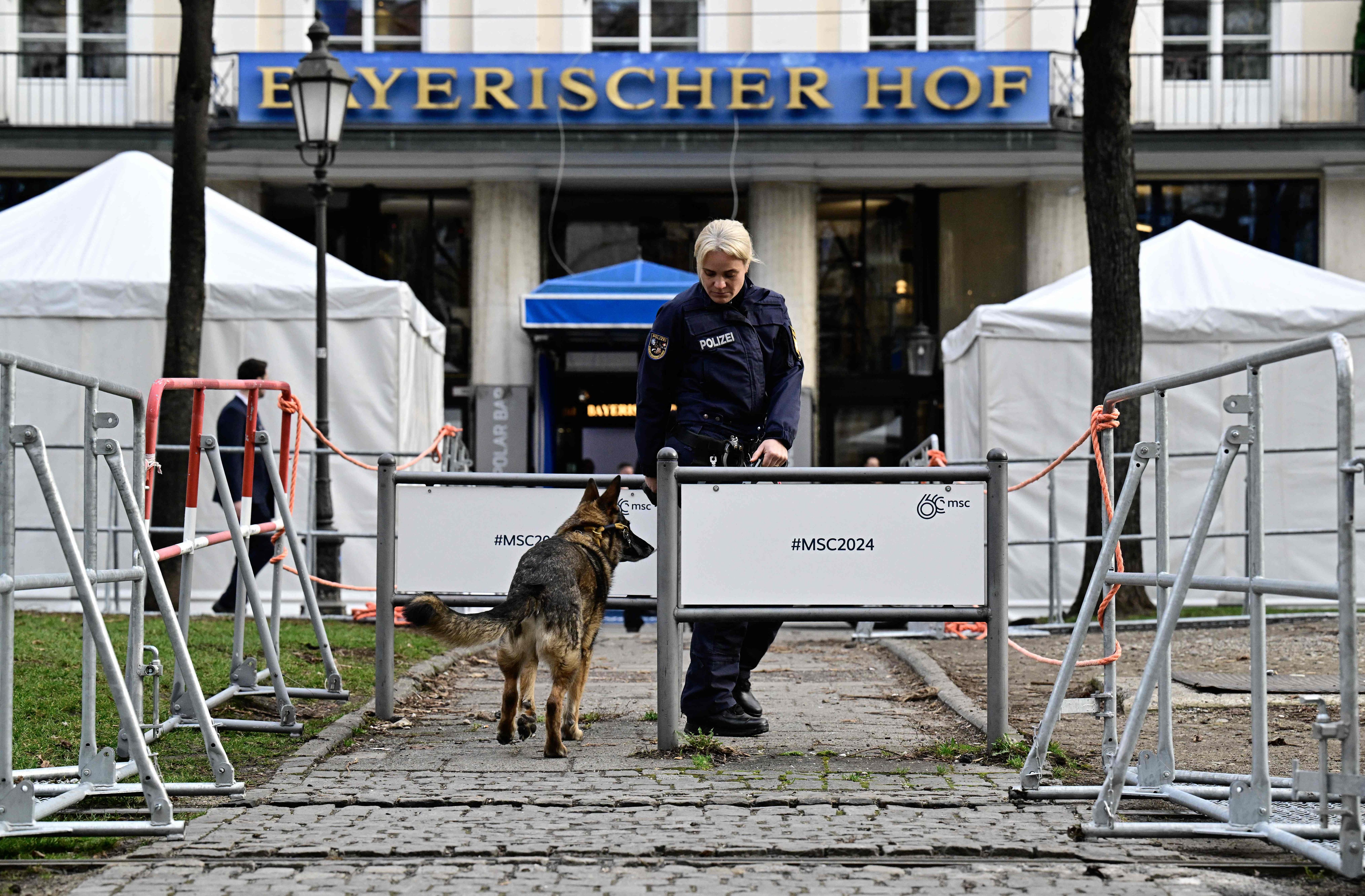 Münchner Sicherheitskonferenz: Motivationstraining für burn-out-gefährdete Transatlantiker