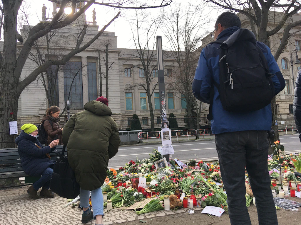 Pazar günü Berlin'deki Rusya Büyükelçiliği önünde yeni protesto
