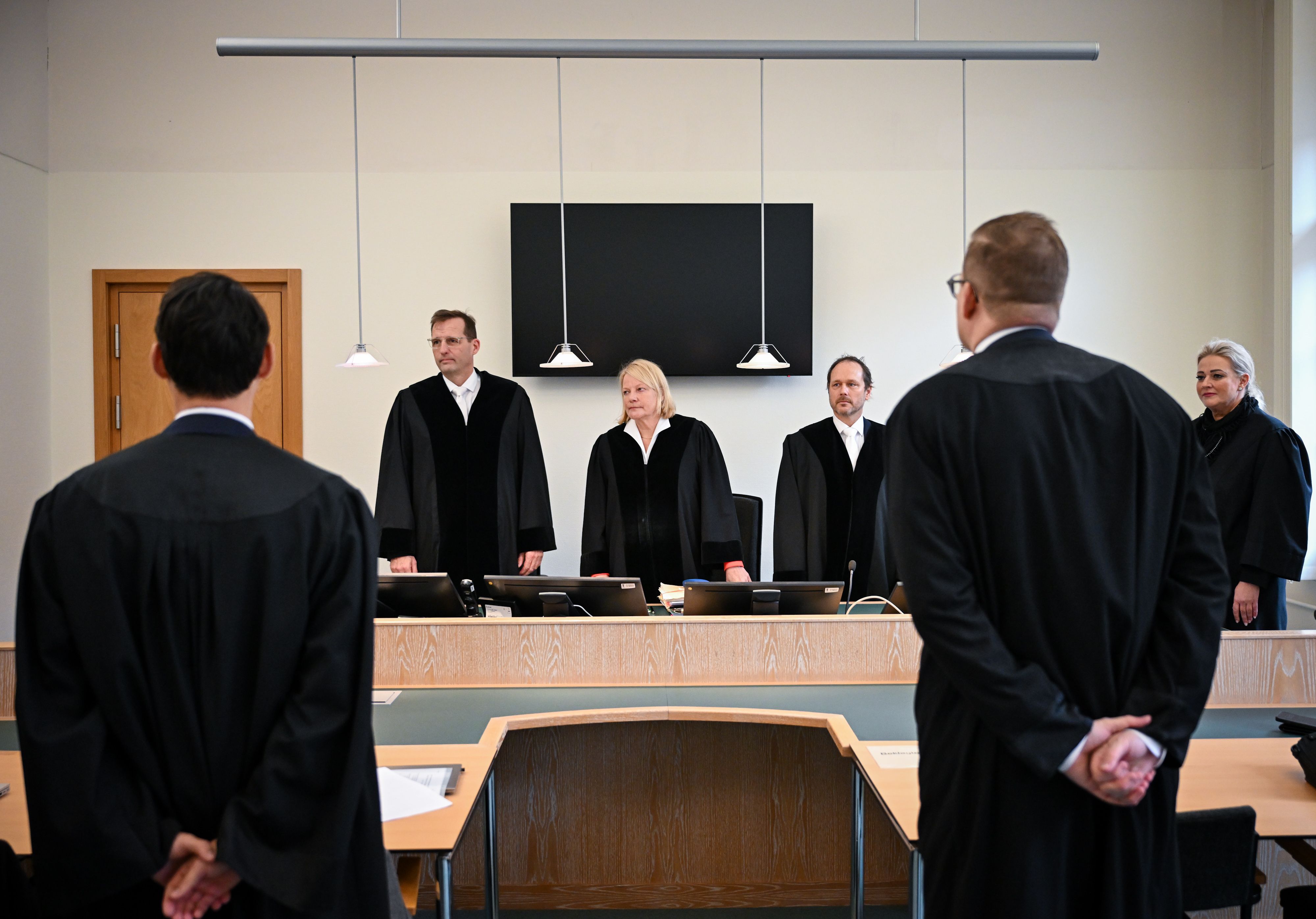 Erster Sieg für Hertha BSC vor Gericht gegen Fredi Bobic