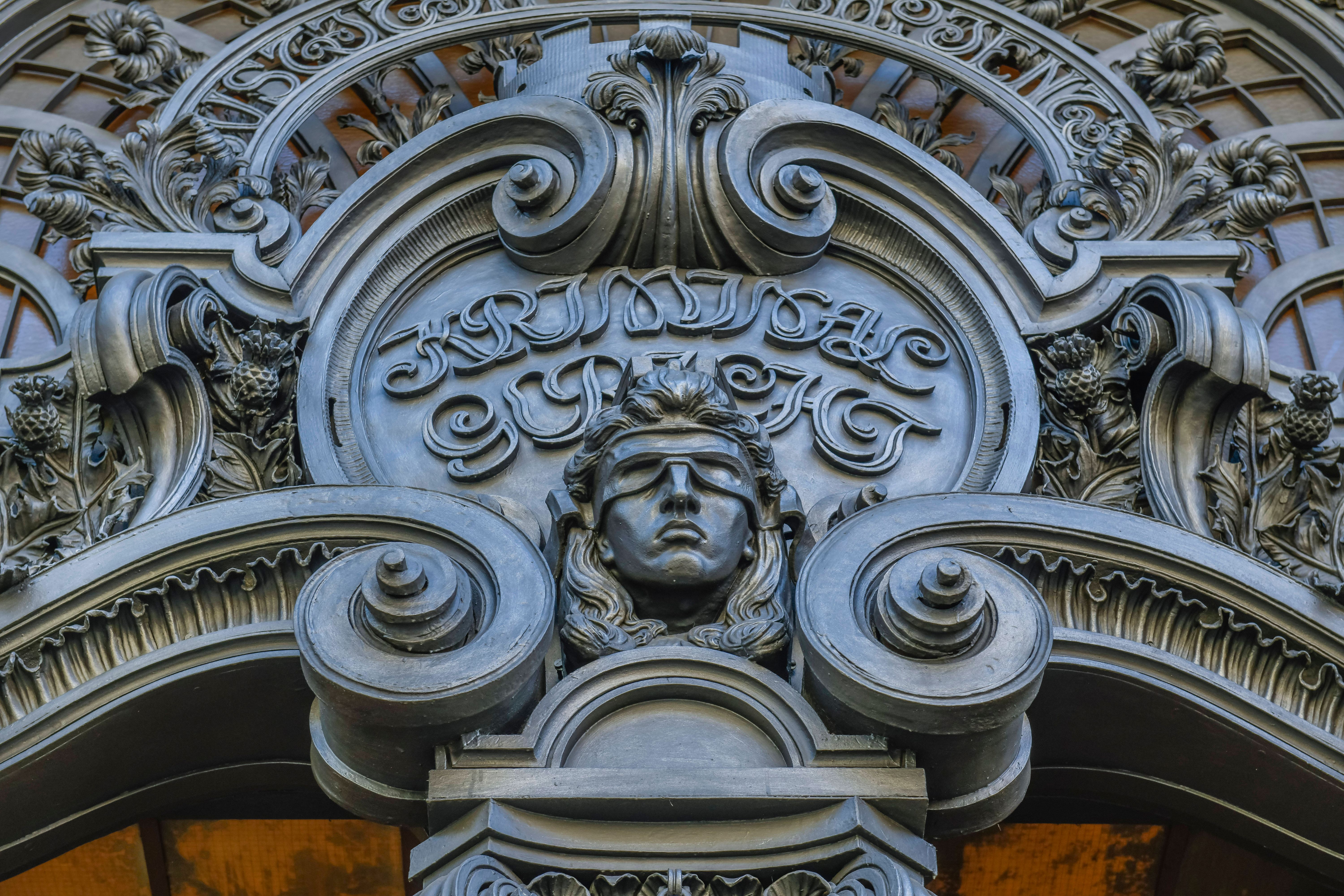 Landgericht Berlin: Mutmaßliche Doppelvergewaltigung – Videoaufnahme der Opfer-Aussage