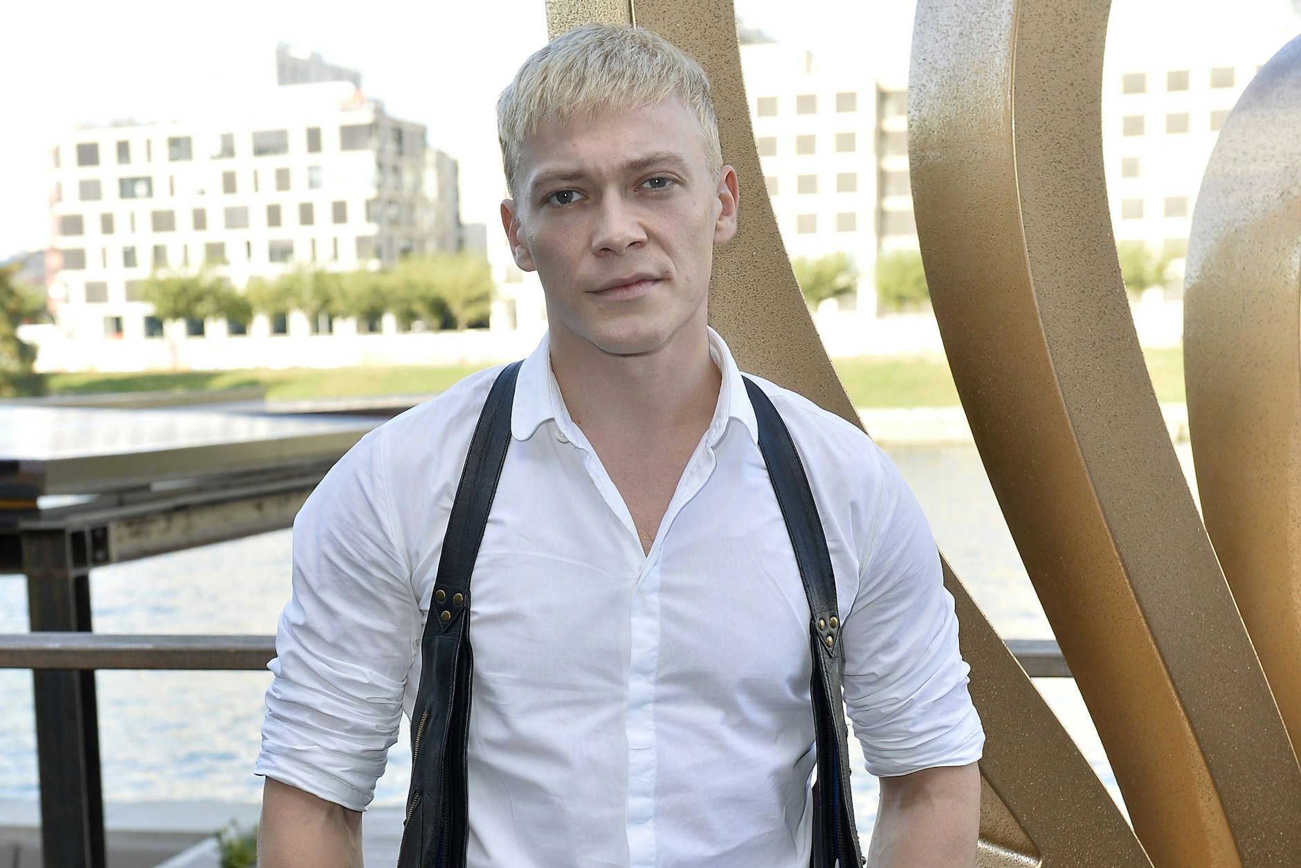 Julius Nitschkoff wohnt gerne in Berlin, will aber irgendwann in die Natur ziehen.