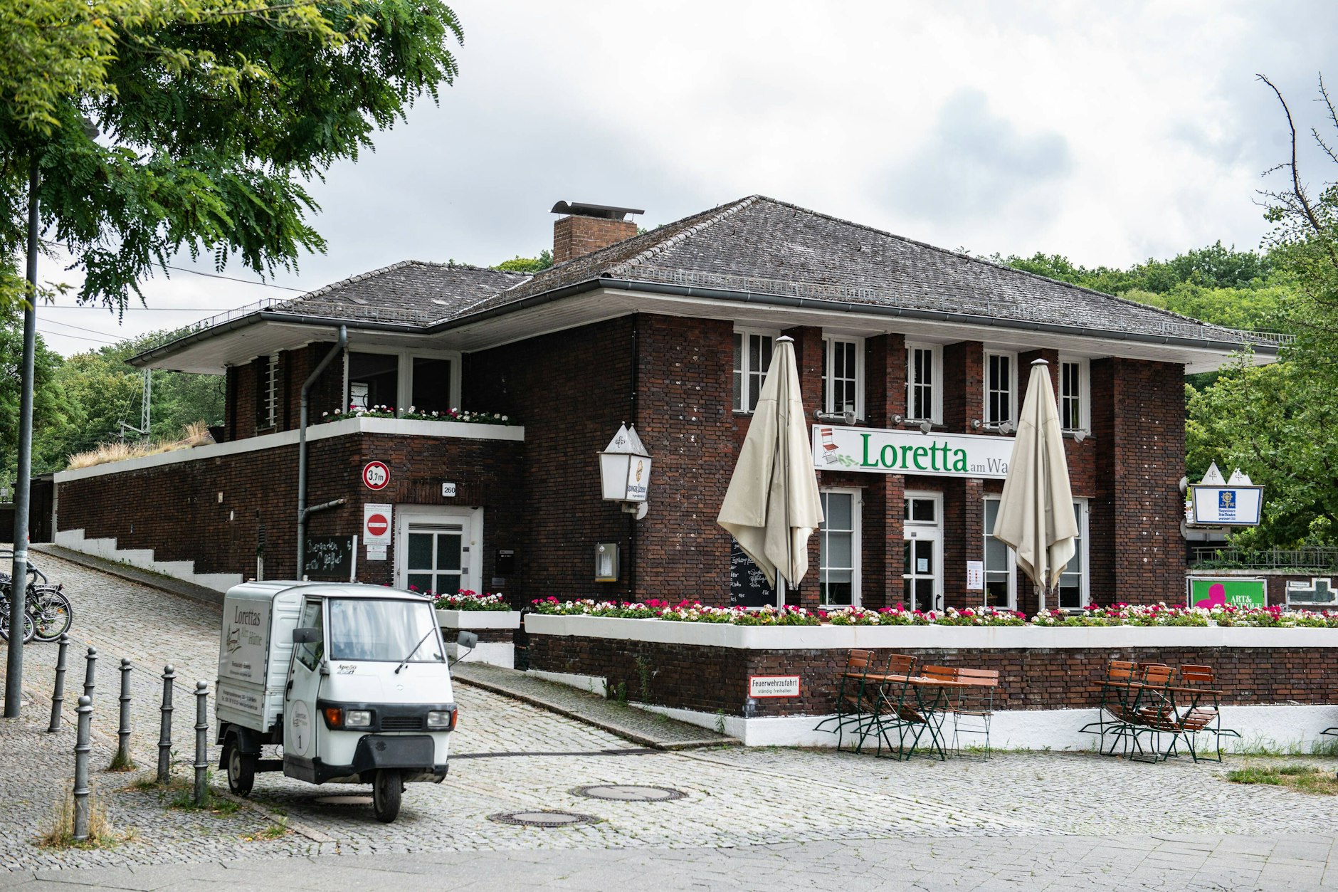 Das Ausflugslokal mit dem Biergarten Loretta am Wannsee hat ab sofort geschlossen.