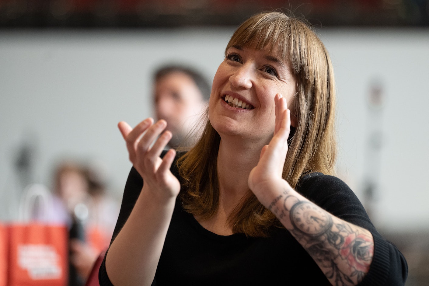 Heidi Reichinnek Mit Tattoo und auf TikTok für die Linke