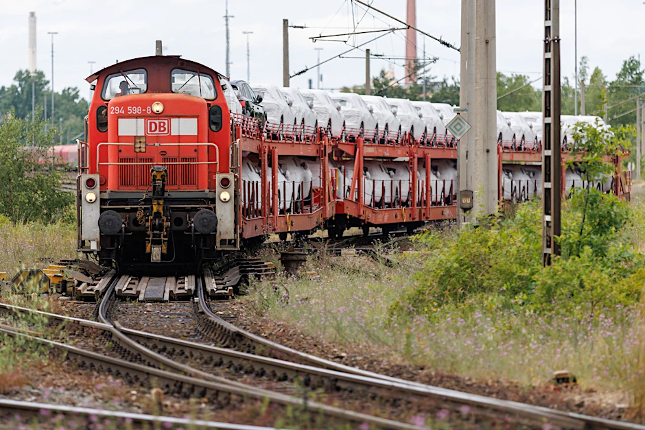 ARCHIV - Die Verluste von DB Cargo wurden in den vergangenen Jahren von der Deutschen Bahn aufgefangen, deren Eigentümer der Bund ist.  