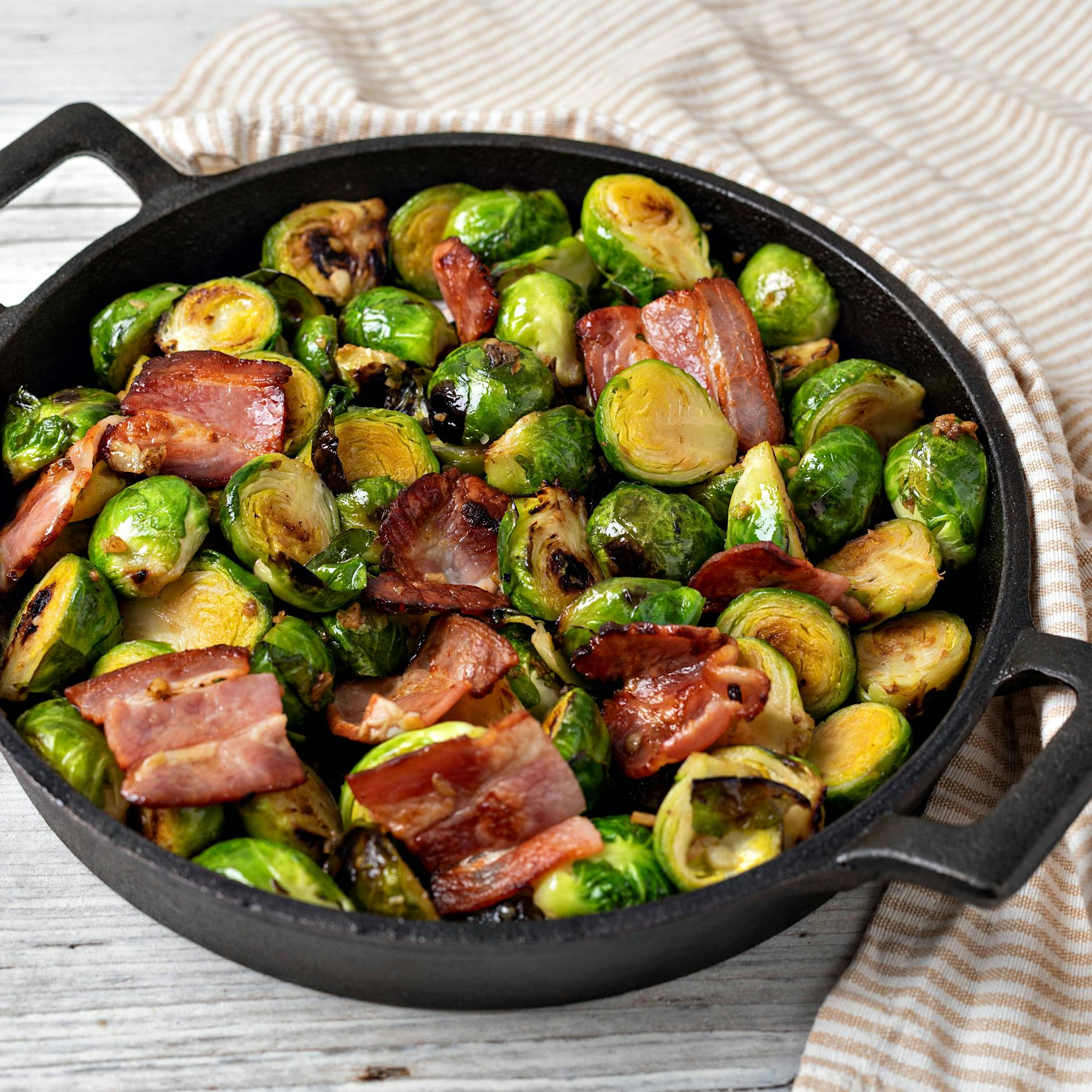 Geniales Rezept für Rosenkohl-Pfanne: Gesundes Schlemmer-Essen