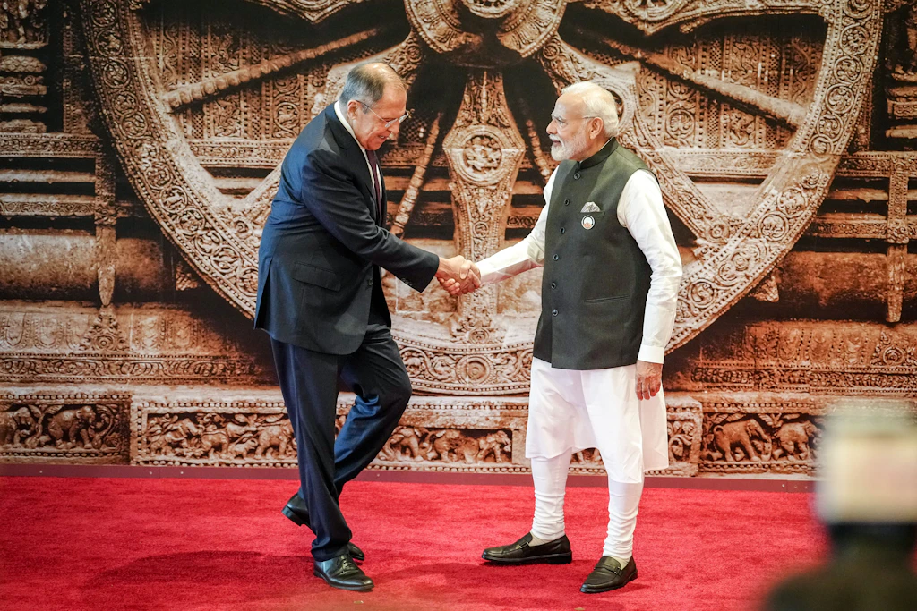 Indien drosselt Ölimporte aus Russland: „Wir sind eine Demokratie“