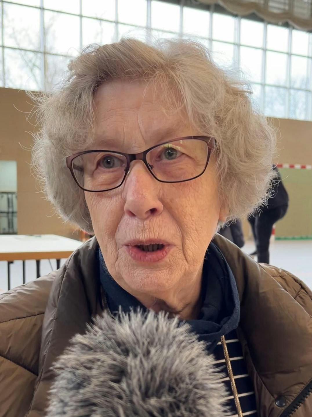 Monika Zink erfuhr mitten in der Nacht von der Bombenentschärfung.