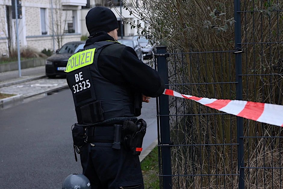 Wegen der Entschärfung einer Bombe aus dem Zweiten Weltkrieg war die Polizei bis zum Mittwochabend in Charlottenburg-Wilmersdorf im Einsatz.&nbsp; &nbsp;