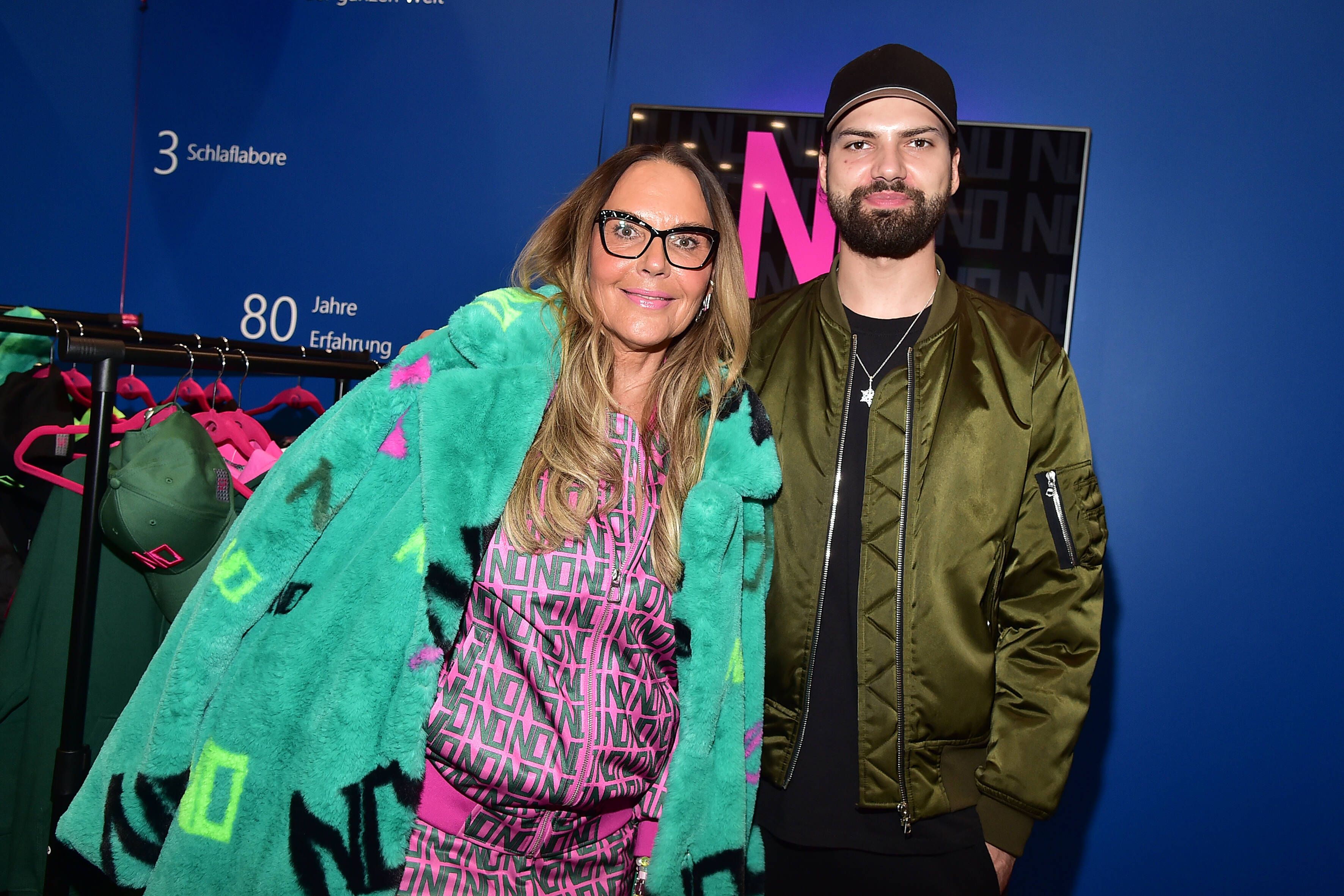 Image - Natascha Ochsenknecht: Sohn Jimi Blue beleidigt sie als Schwiegermonster