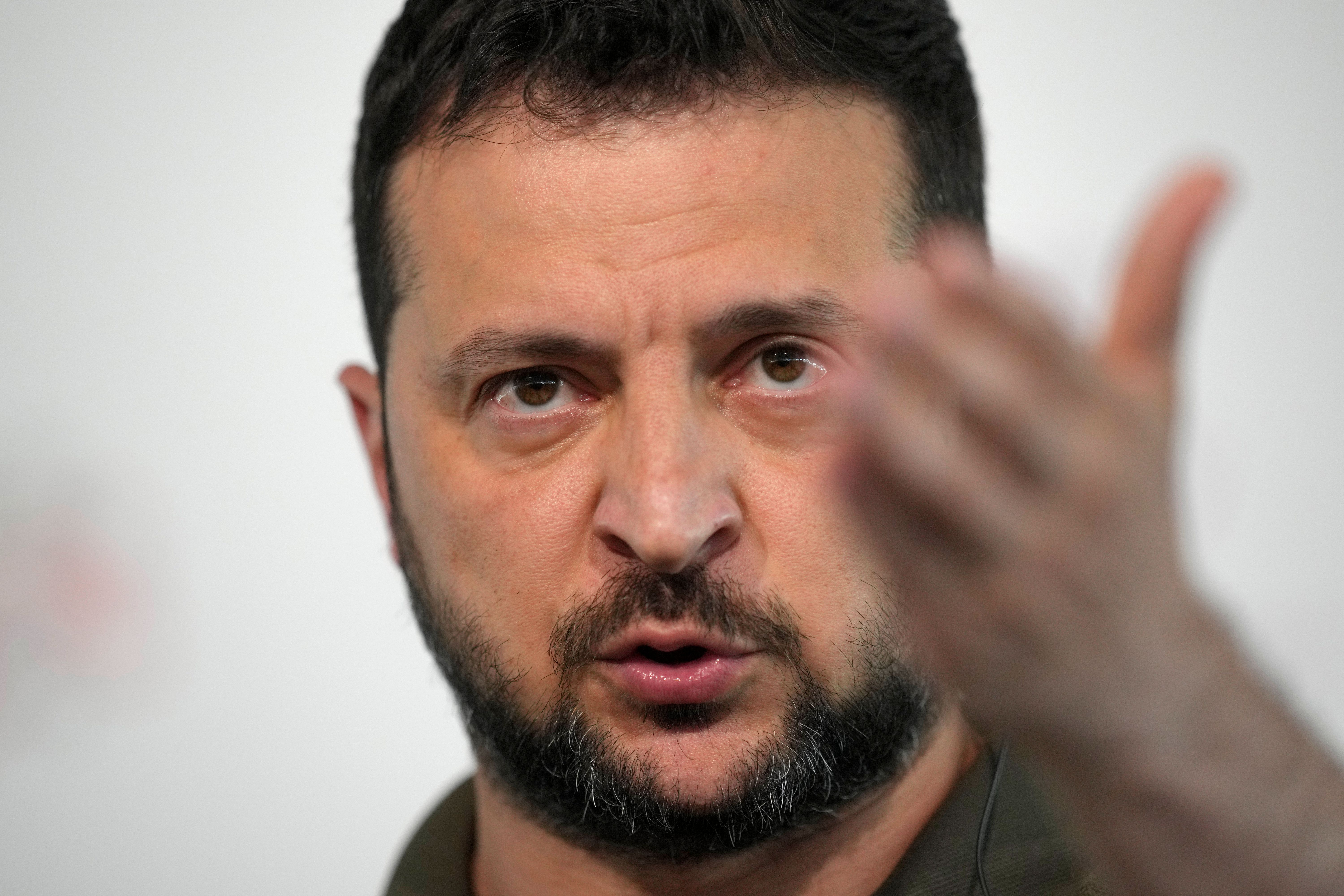 Putin-Plakate bei Bauernprotesten an Ukraine-Grenze: Wolodymyr Selenskyj fordert Treffen mit Polens Regierung