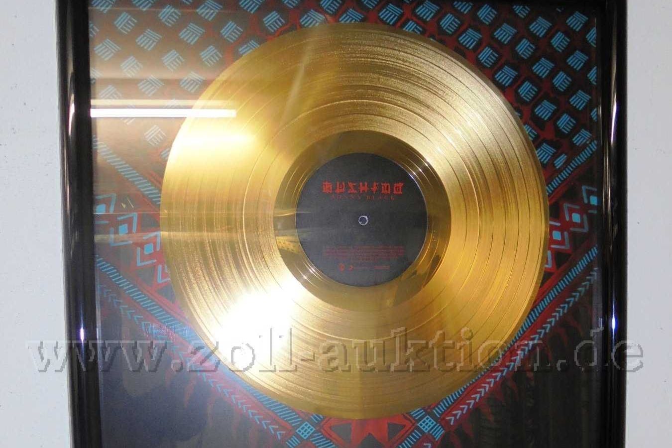 Die goldene Schallplatte für Bushidos Album „Sonny Black“ – am Donnerstag kostete sie bereits 4550 Euro.