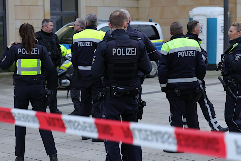 Die Polizei bei einem Einsatz in Wuppertal
