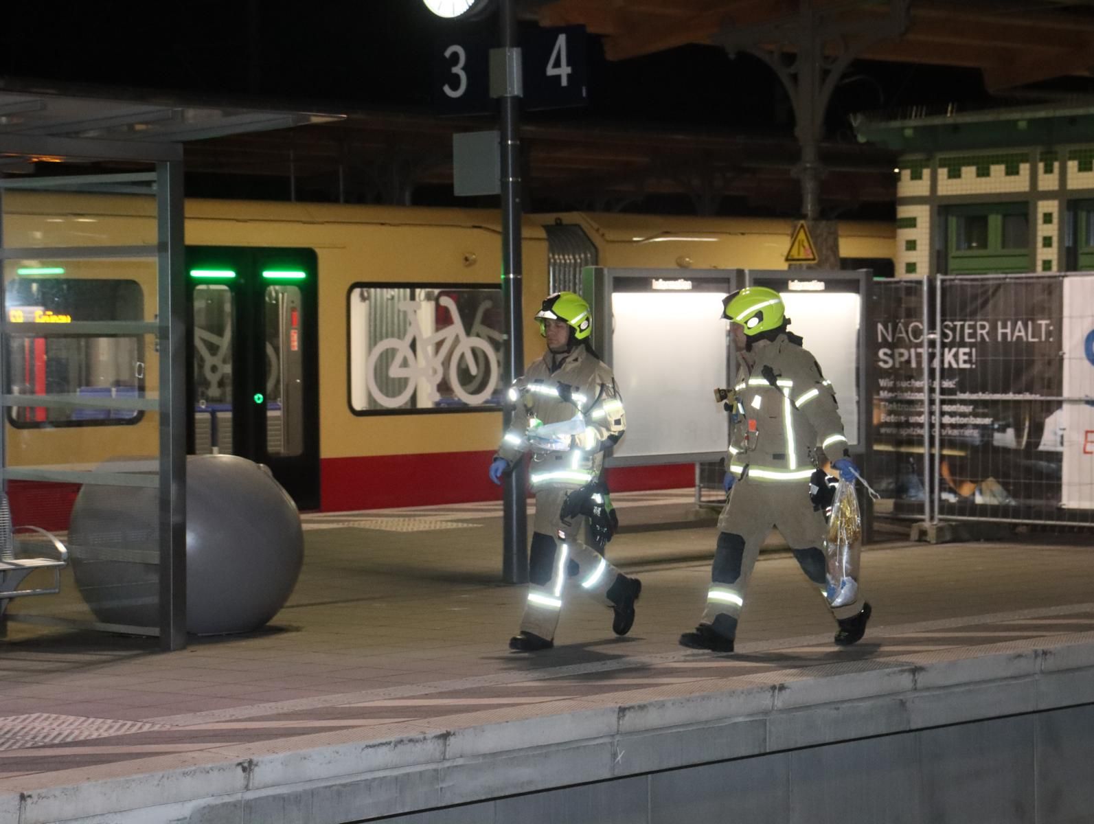 Schwerer S-Bahn-Unfall in Schöneweide: Mann wird Arm abgetrennt