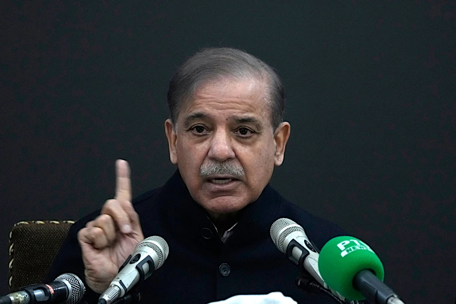 ARCHIV - Shehbaz Sharif soll die neue Koalitionsregierung in Pakistan anführen.  