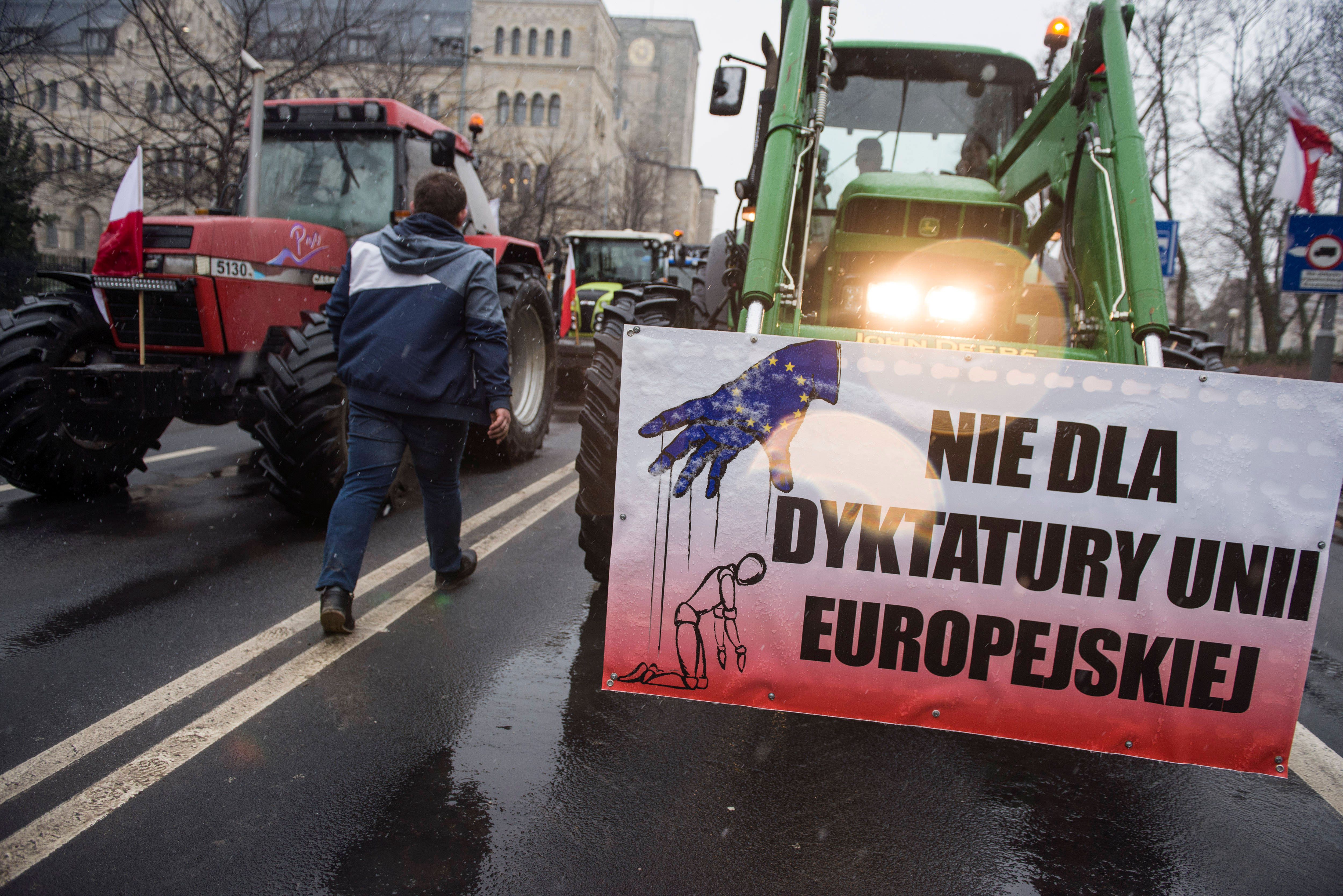 Achtung, Autofahrer: Polens Bauern blockieren Grenze zu Brandenburg!