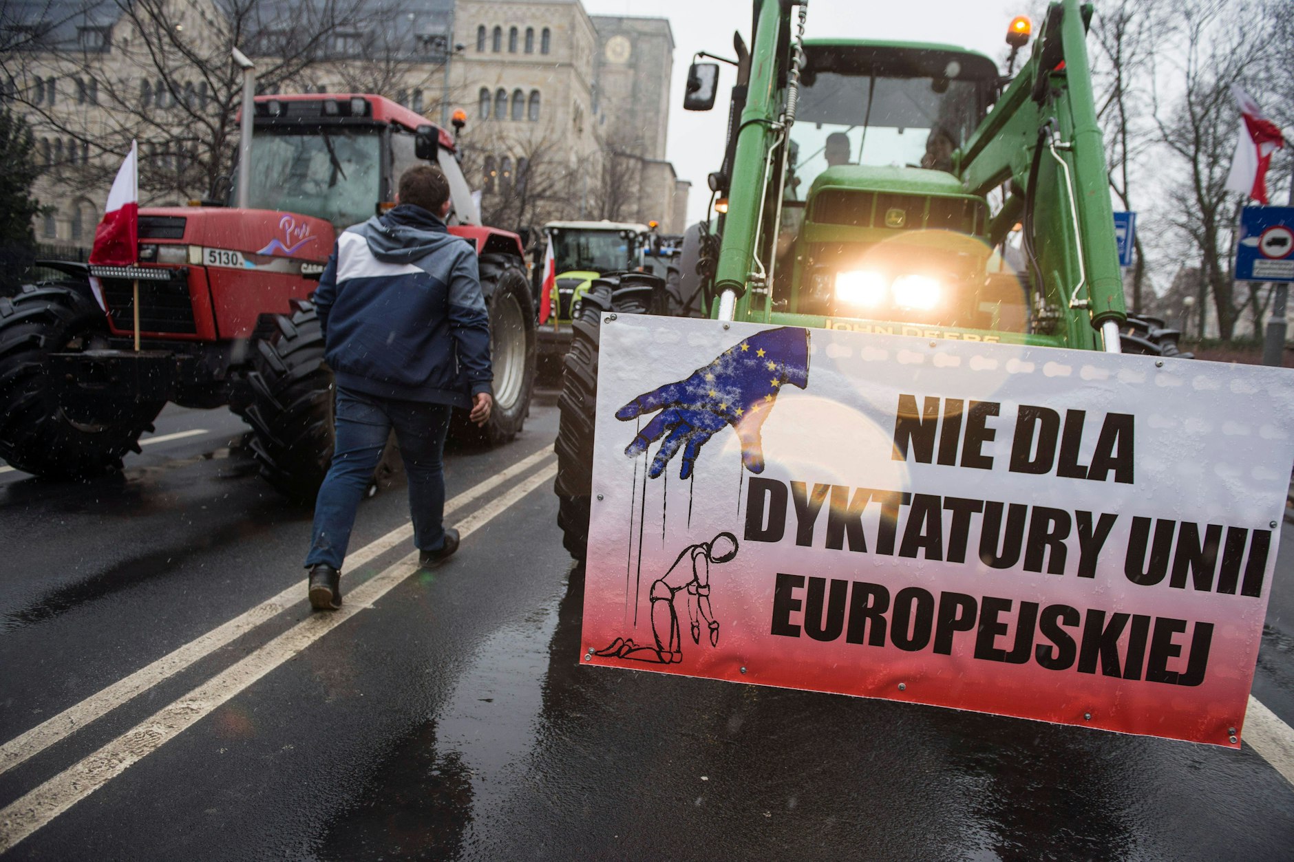 So wie hier vor zwei Wochen in Posen wollen polnische Bauern die Straßen nach Deutschland dicht machen.