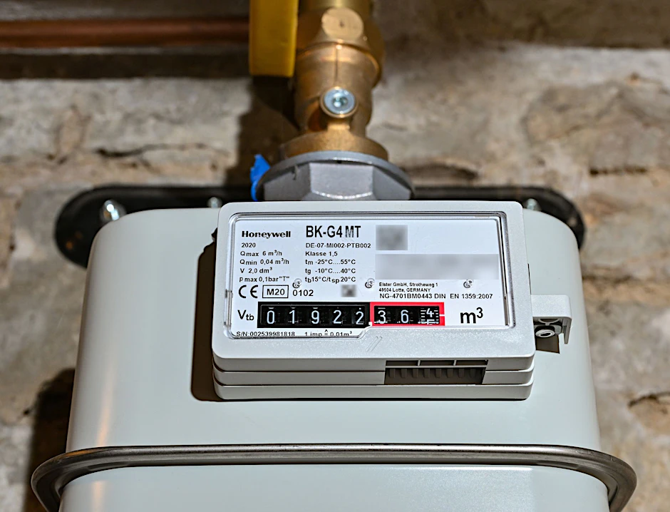 ARCHIV - Noch bis Ende März wird auf Gas ein Mehrwertsteuersatz von 7 Prozent erhoben, erst danach wieder von 19 Prozent.  