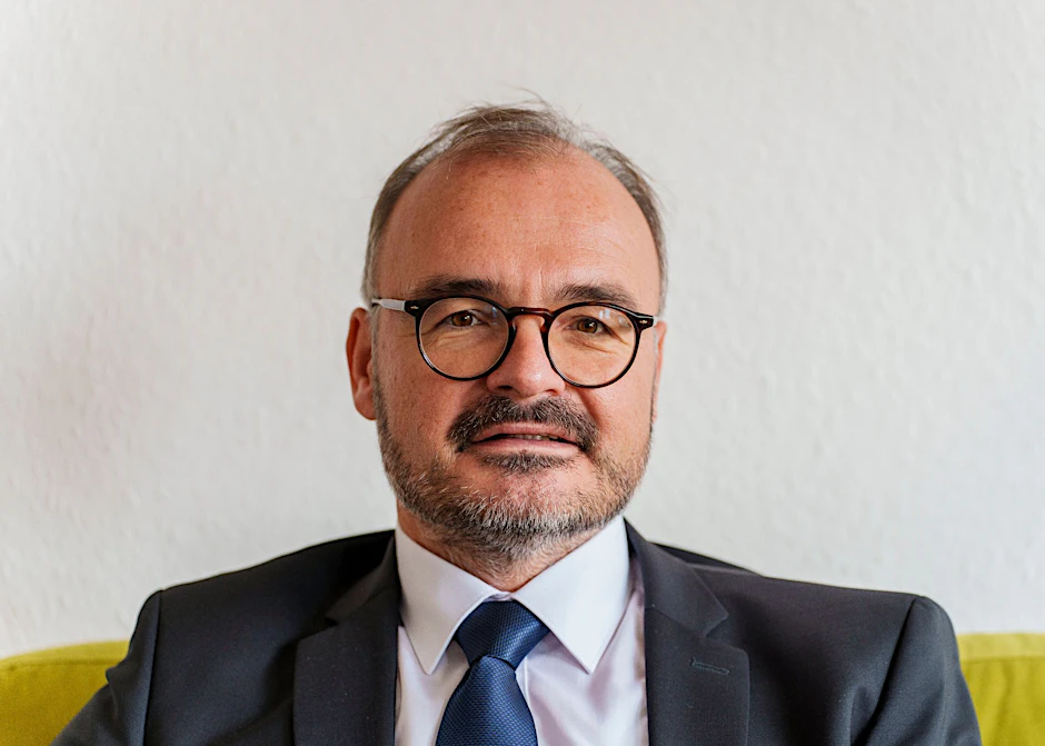 ARCHIV - Der Bundesvorsitzende des Weißen Rings, Patrick Liesching, sieht beim geplanten Schutz von Kindern vor sexuellem Missbrauch erheblichen Handlungsbedarf.  gentur GmbH/dpa
