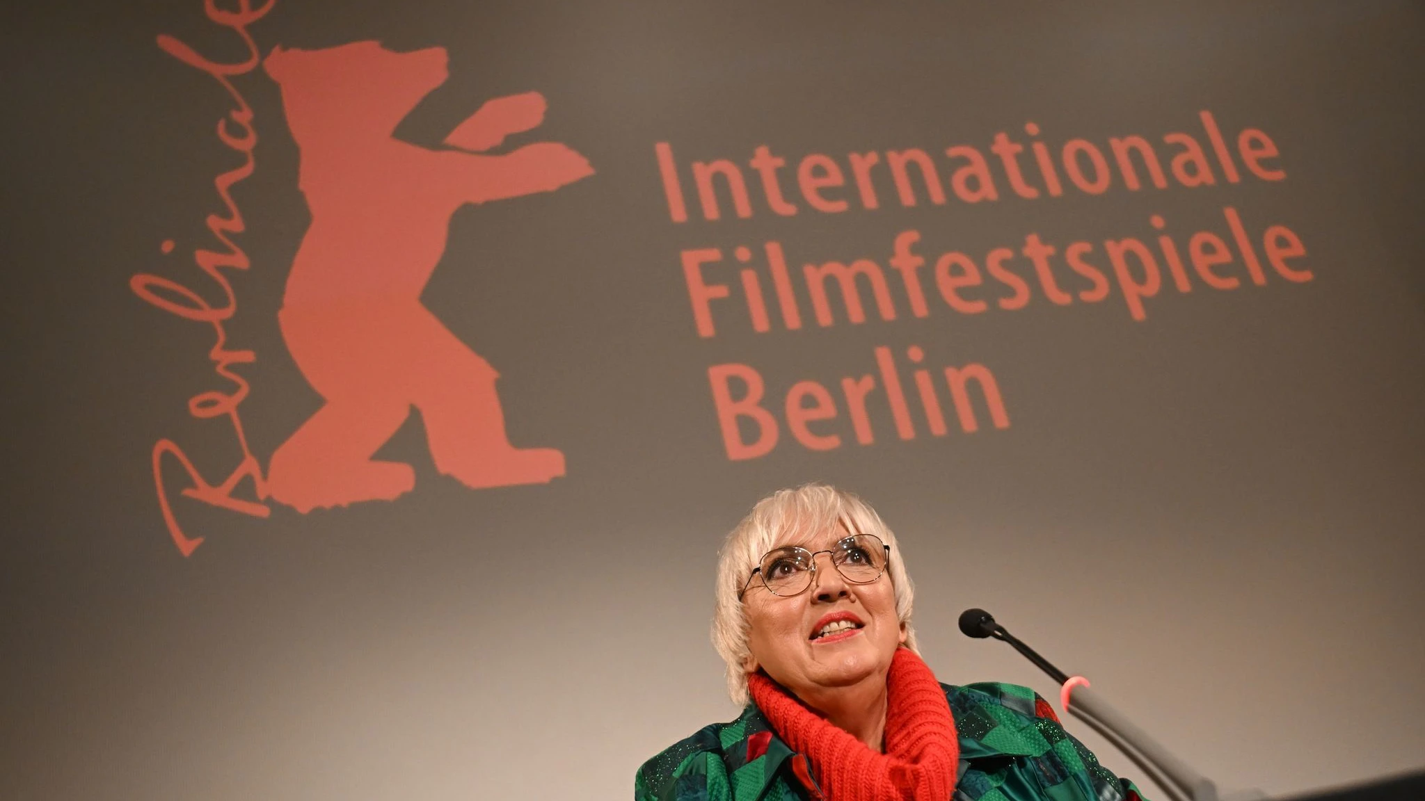 Kulturstaatsministerin Claudia Roth kritisiert scharf die Leitung der Berlinale.&nbsp;