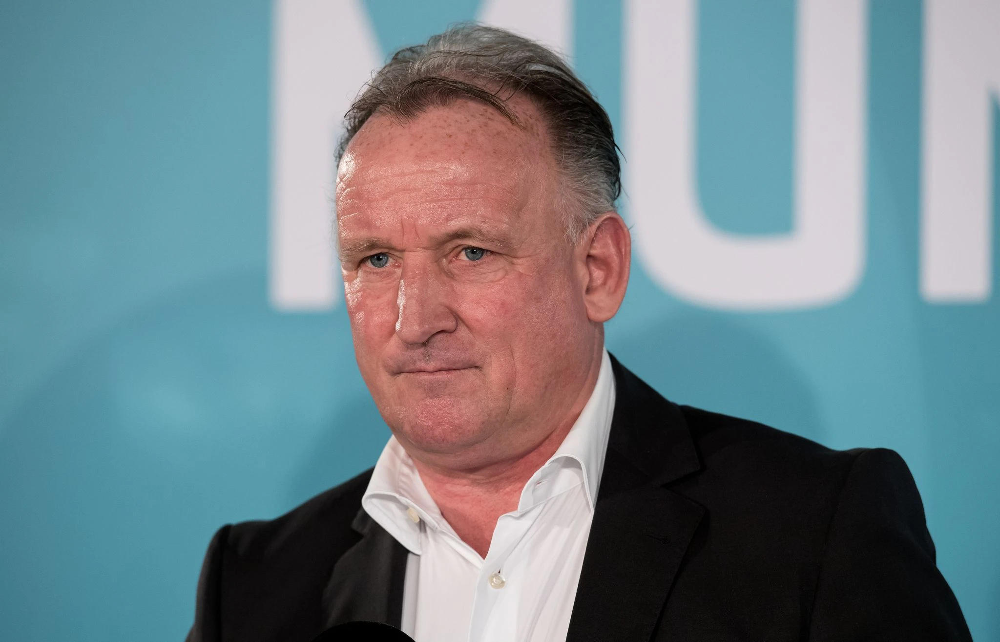 ARCHIV - Der Fußball-Weltmeister Andreas Brehme ist im Alter von 63 Jahren gestorben.  