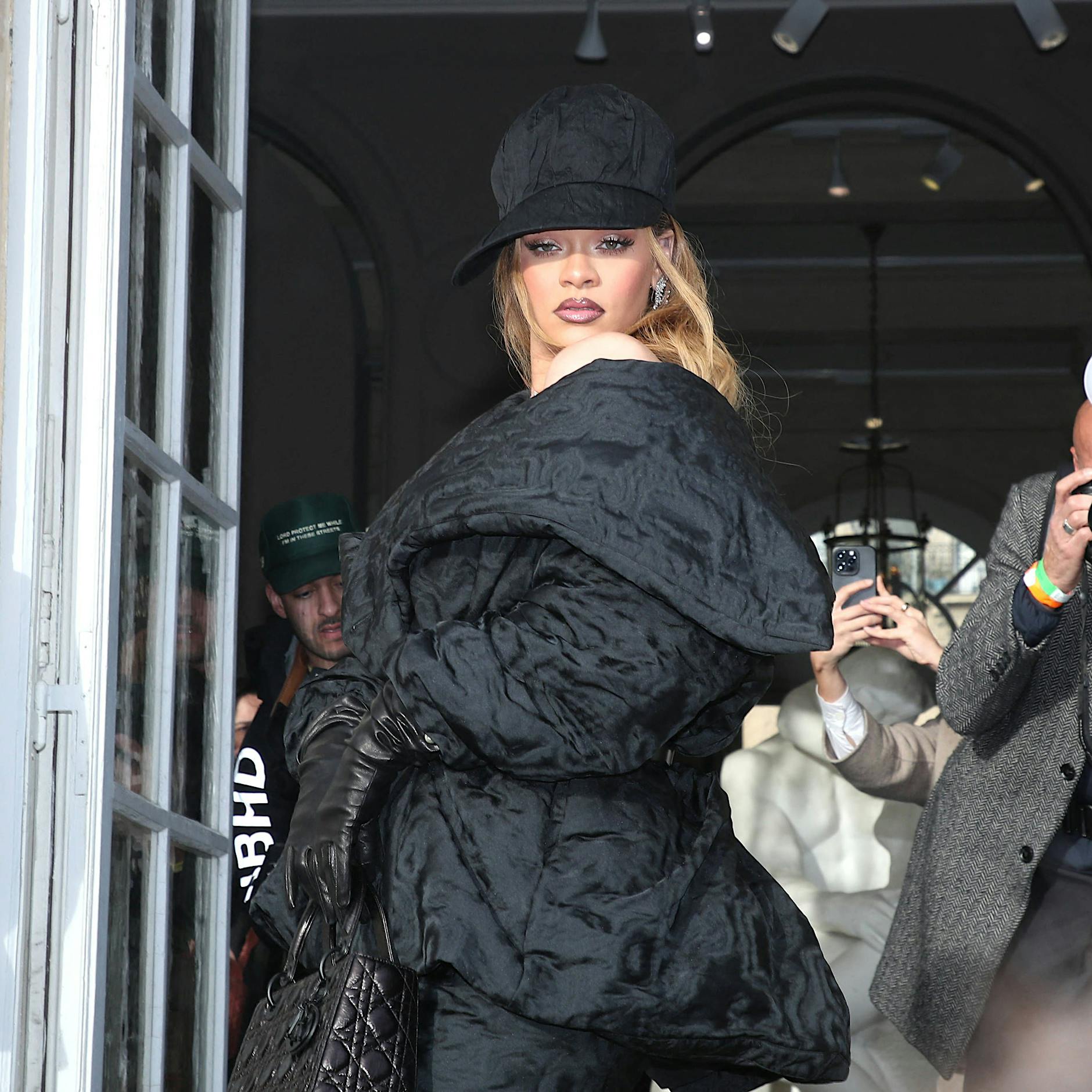 Louis Vuitton, Dior, Rick Owens, Balenciaga: Die wichtigsten Livestreams von der Paris Fashion Week im Februar 2024