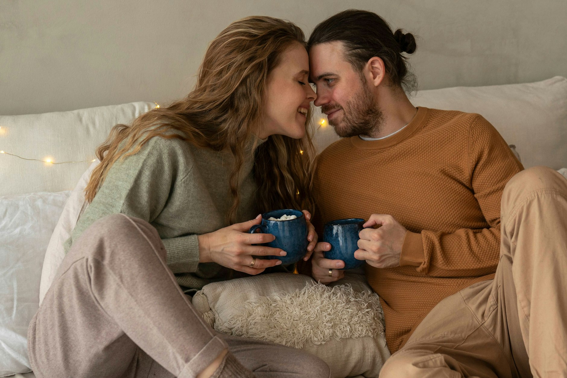Laut Horoskop werden drei Sternzeichen im März vom Glück geküsst.