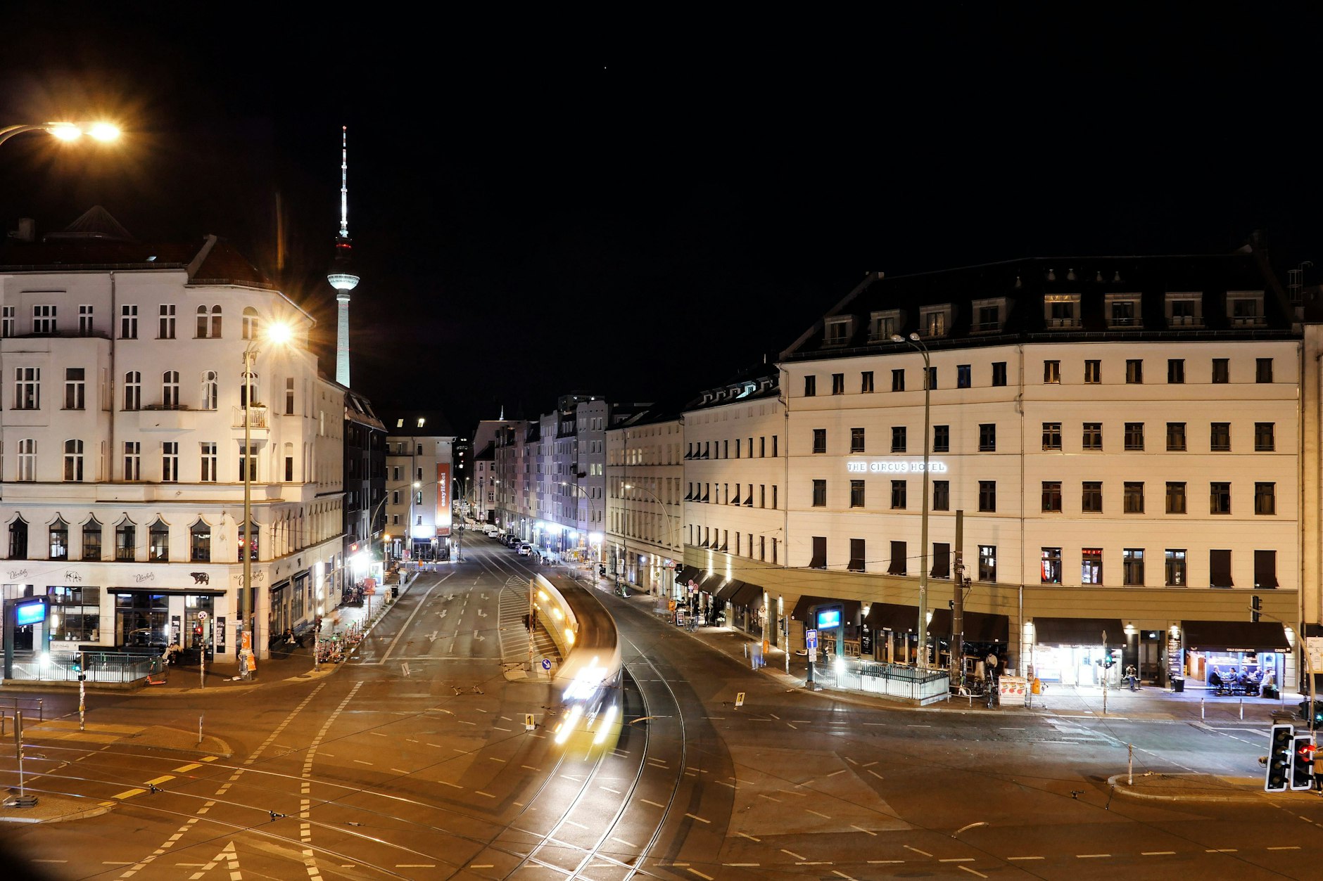 Der Täter wollte Kevin Volland die Uhr klauen, wurde aber von Jérôme Roussillon gestellt.