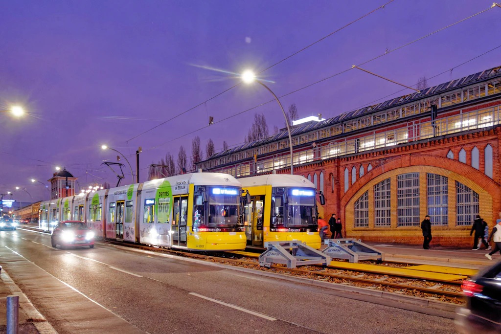 Verkehrs-Horror in Friedrichshain: Warschauer Brücke ab heute gesperrt