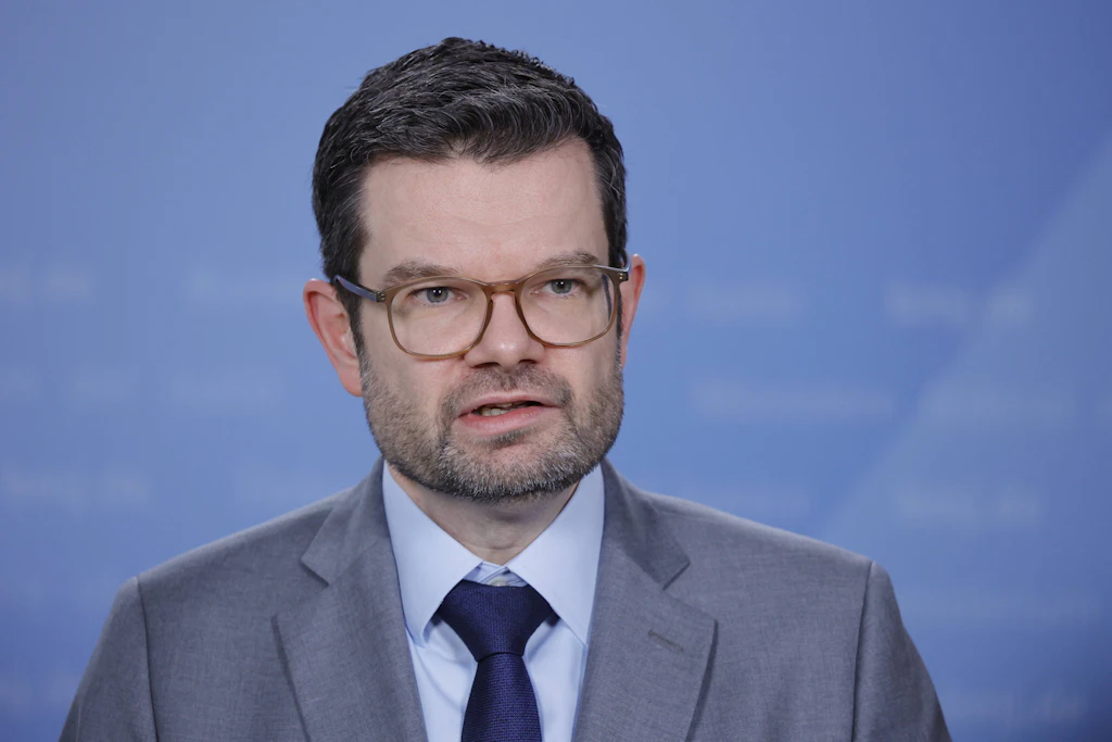 Berlinale-Eklat: Buschmann droht mit strafrechtlichen Folgen