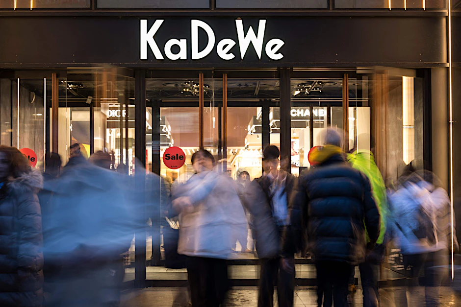 Kunden des KaDeWes sind von einem Cyberangriff auf das Luxuskaufhaus betroffen.