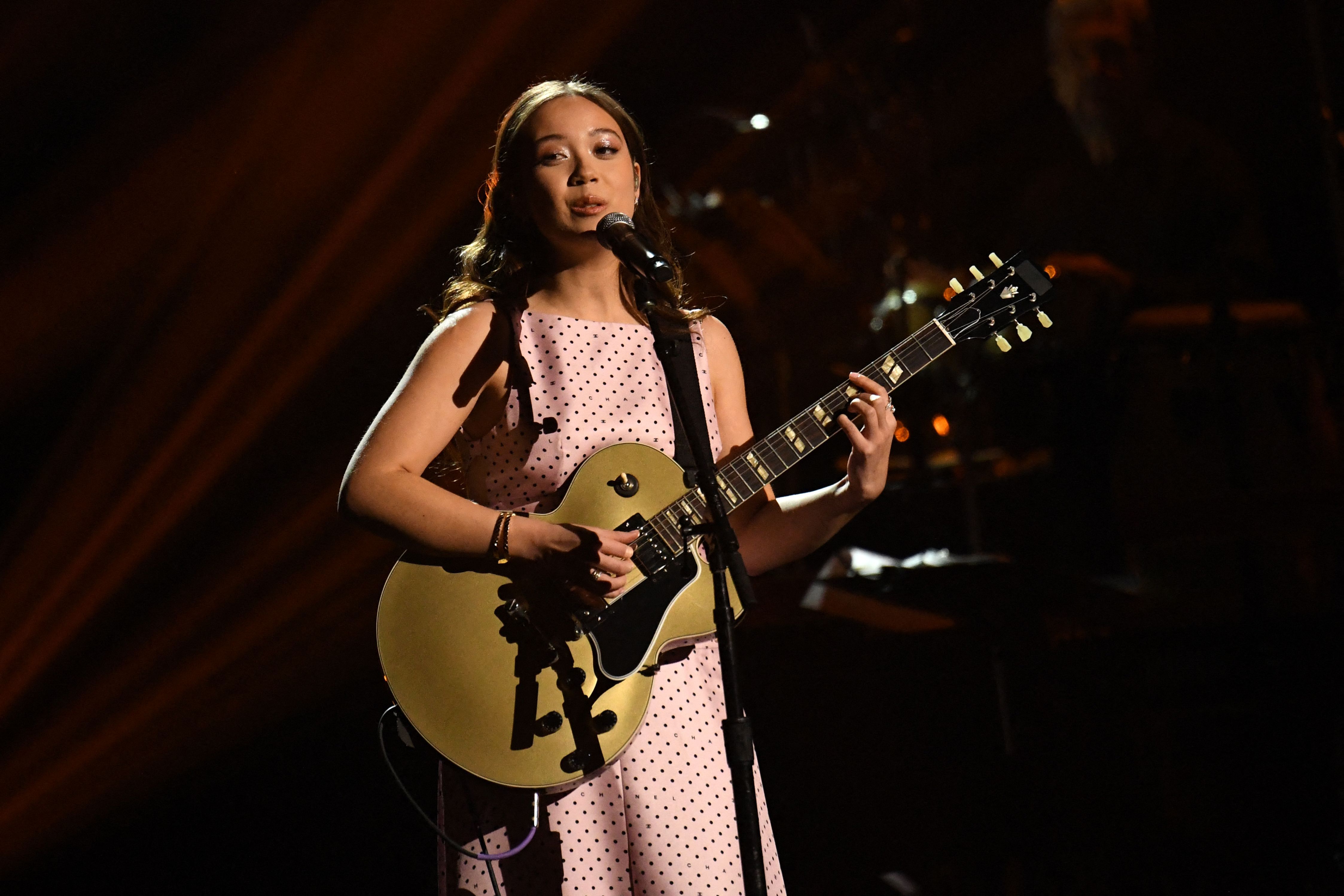 Laufey beim Berlin-Konzert im Astra Kulturhaus: Wärmende Melancholie