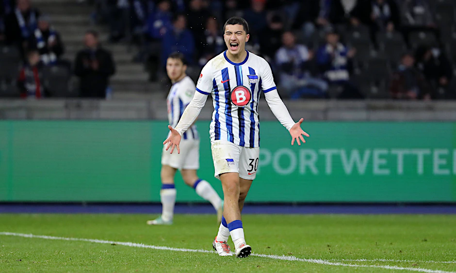 Herthas Supertalent Ibo Maza kommt nach langer Verletzungspause am Freitag endlich zu seinem Startelf-Debüt gegen Holstein Kiel.