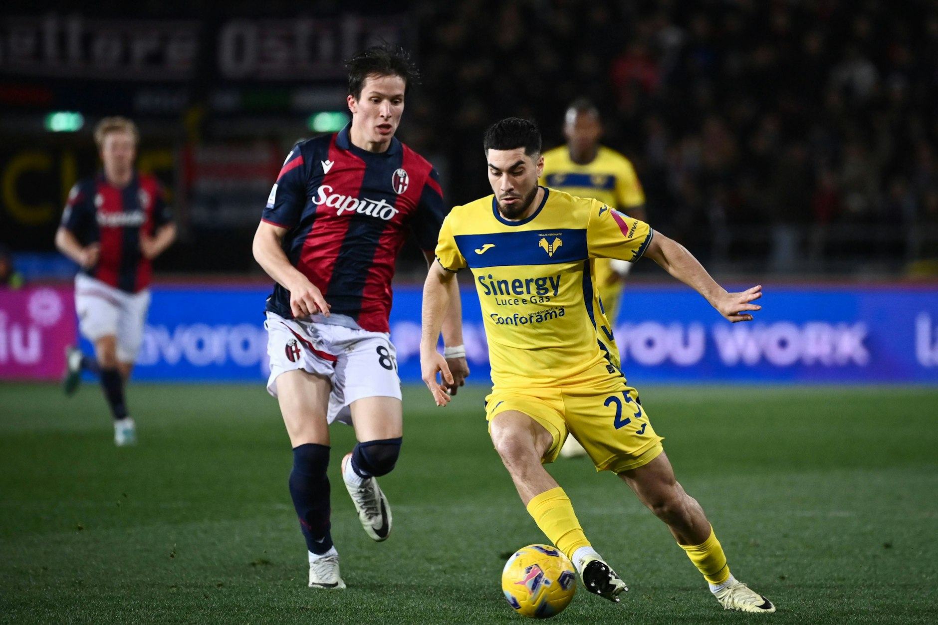 Leih-Herthaner Suat Serdar kommt bei Hellas Verona immer besser in Schwung und startet in der Rückrunde durch.