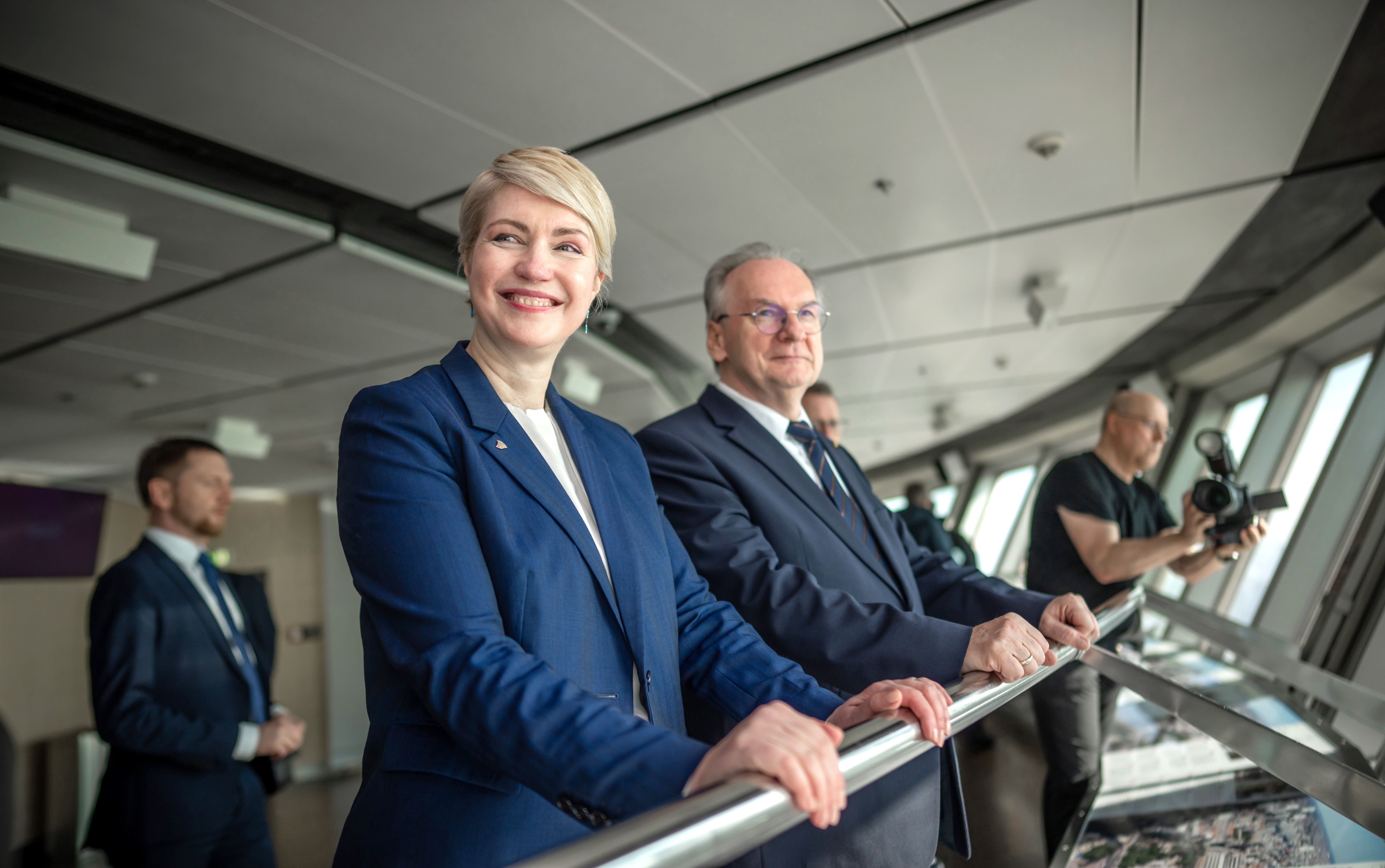 Ost-Ministerpräsidenten wollen vom „Leuchtturm Berlin“ profitieren