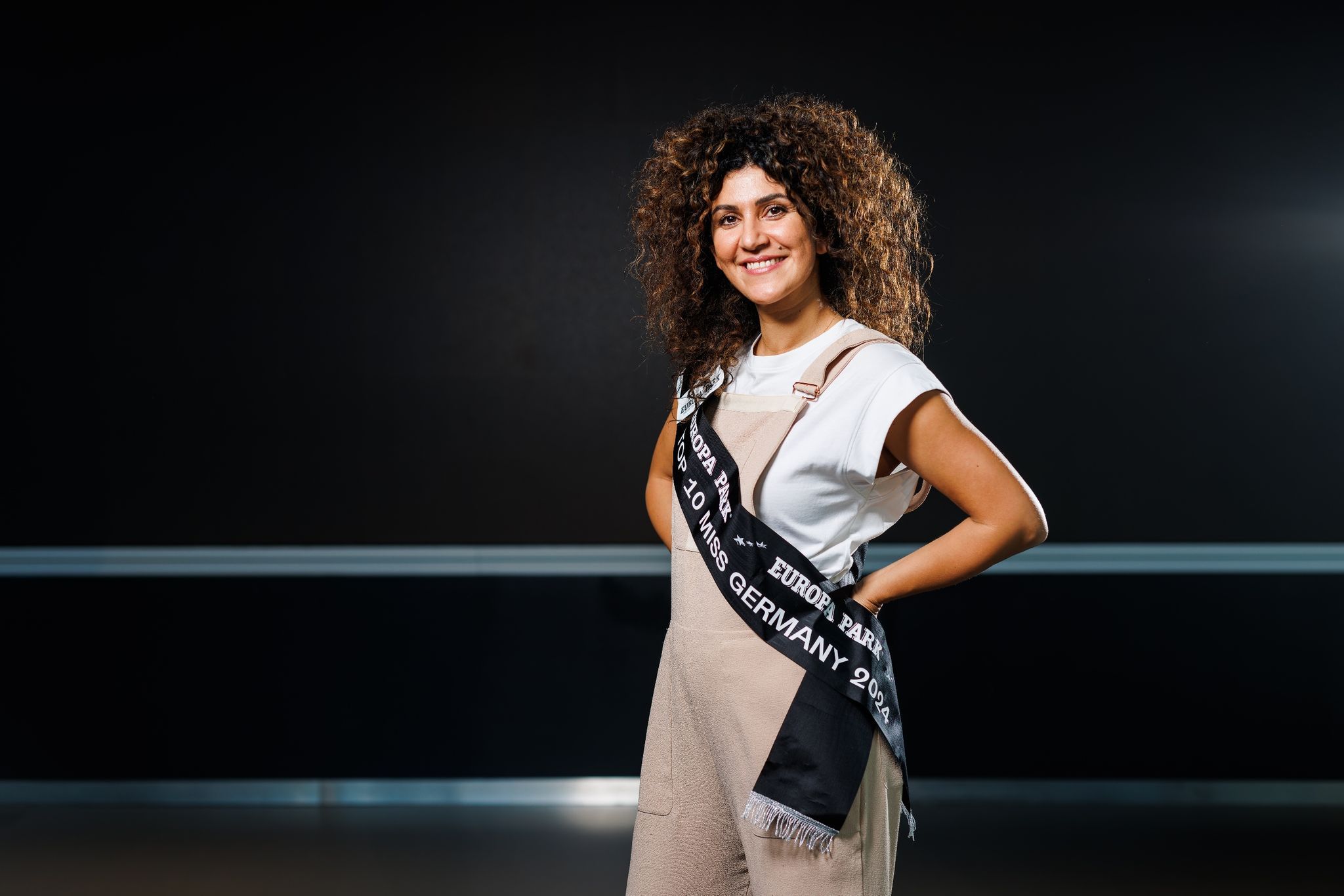 Berliner Miss Germany Apameh Schönauer meldet sich zu Wort: „Das Netz ist voller Hass“