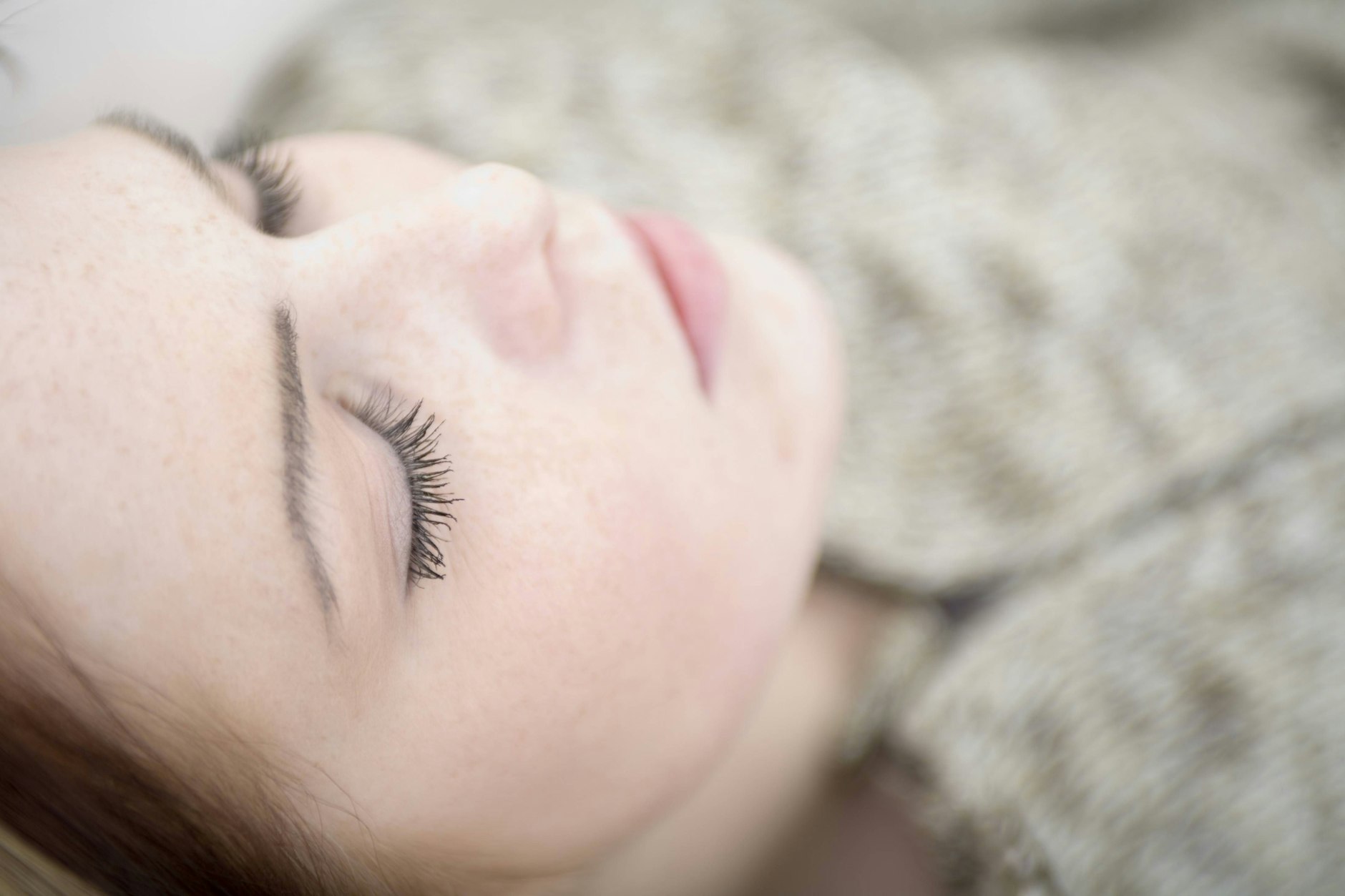 Den Frühling zu genießen ist nicht immer einfach, wenn Kopfschmerzen und Abgeschlagenheit den Körper ermatten.